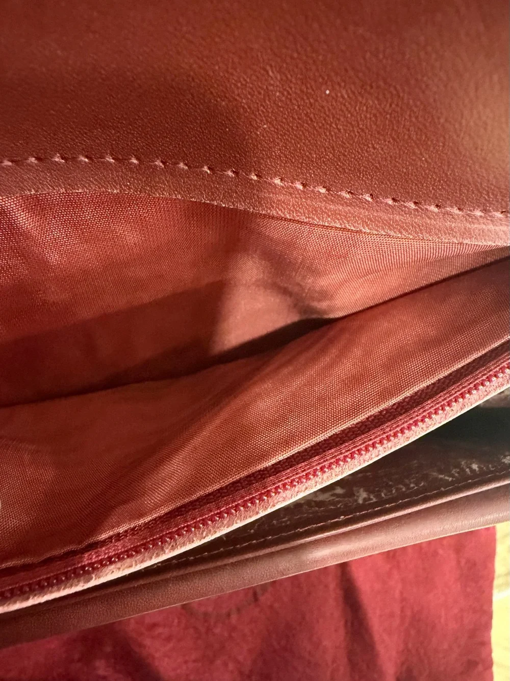 Cartier must de Cartier clutch